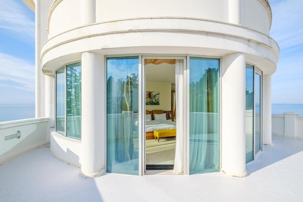 Castello Mare All Inclusive Resort Μπατούμι Δωμάτιο φωτογραφία